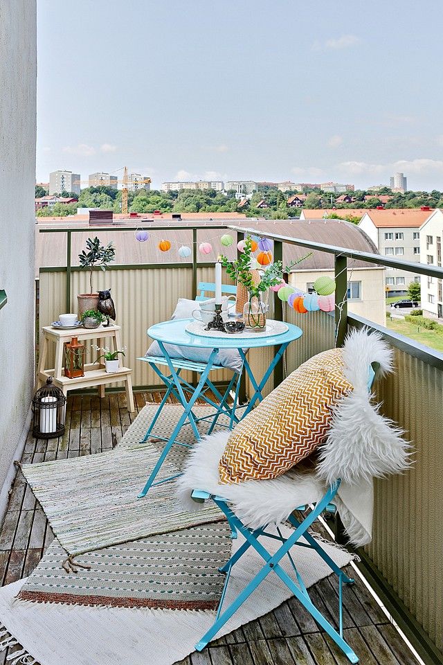 Small-Balcony-Design-Ideas-25