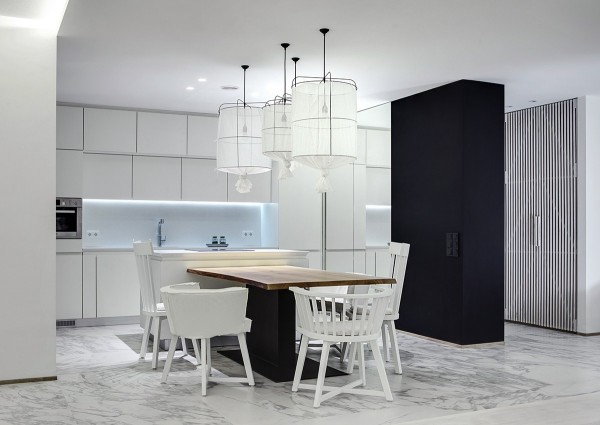 cool-black-and-white-kitchen-decor-600x425